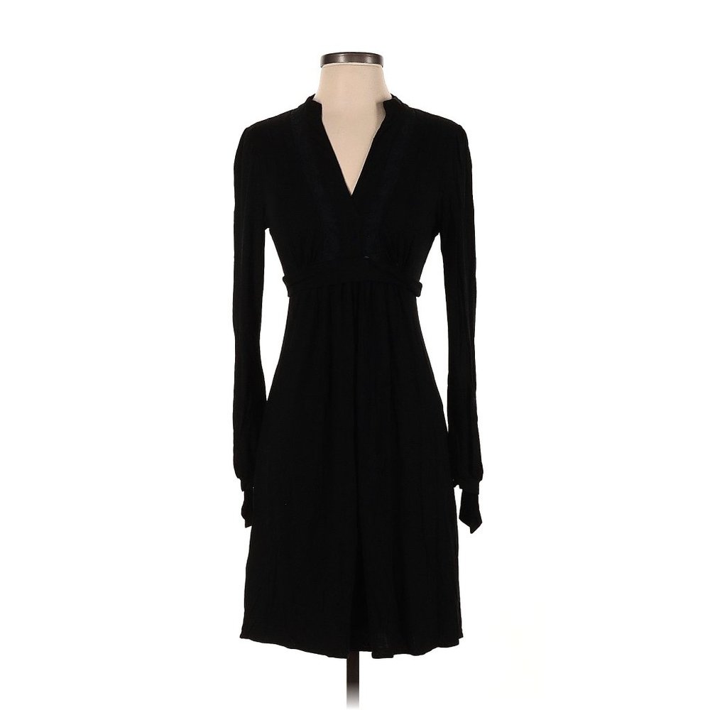 BCBG Belted Black Small Petite SP Casual V-Neck Lace Accent Dress